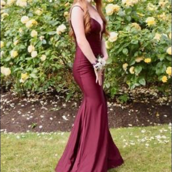 Jessica angel gown - Picture 1 of 3